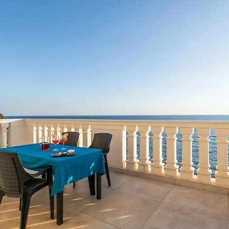 Magic Seaside By Pleiades Apartamento *